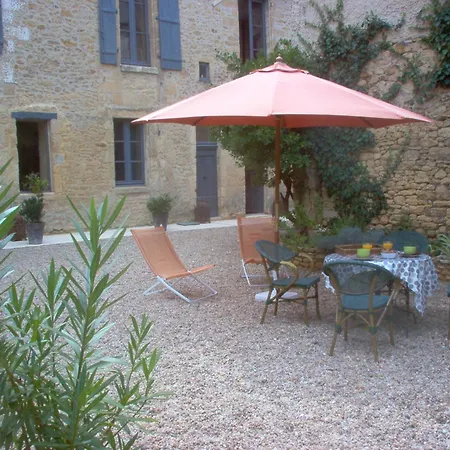 Πανσιόν Cote Jardin 3*
