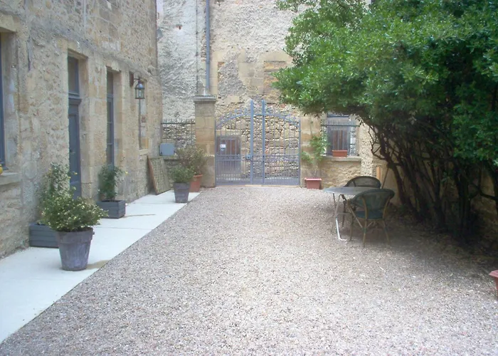 Guest house Cote Jardin 3*